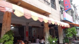 旗津へ行った帰りに、フルーツ山盛りのかき氷を食べよう