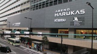 大阪の高層ビル