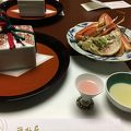 安政3年創業・西村屋本館！