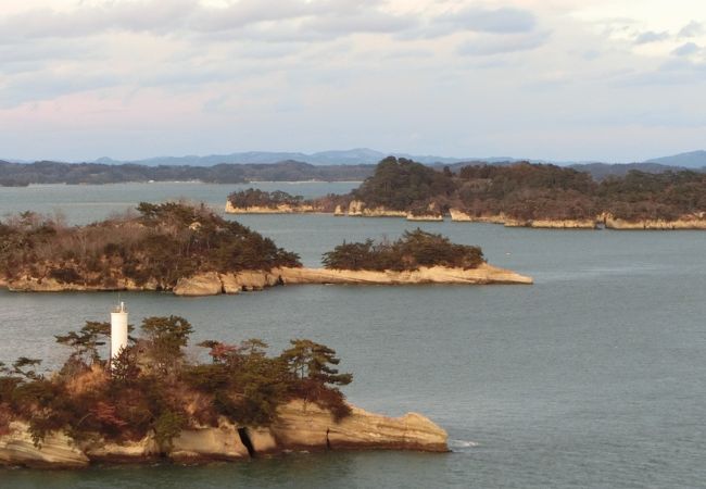 美しい島々の絶景が楽しめる松島四大観の一つです。