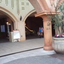 エントランスは沢山あります