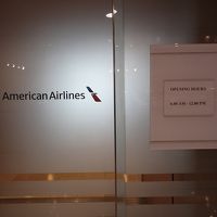 アメリカン航空 アドミラルズクラブラウンジ