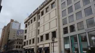 ユニオンスクエア近くの高級デパート