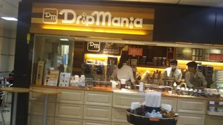 JR東京駅改札内 Ｂ１Ｆ グランスタ　のスタンドのコーヒー店