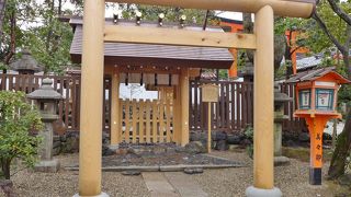 伊勢神宮の撤却材を再利用しています