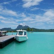 海がめっちゃきれいな空港