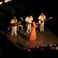 ラナイから見たハレクラニのフラダンス・ショー