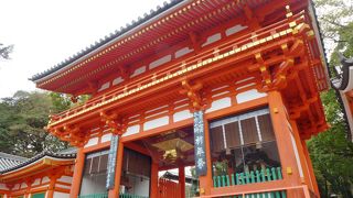 境内にある摂社、末社もお参りしましょう