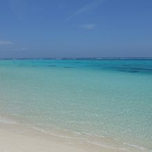 下地島空港北の海は格別の美しさ。