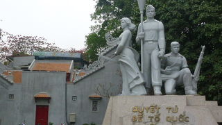 インドシナ戦争の記念碑！