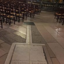 子午線、ダビンチコードではローズラインと呼ばれた