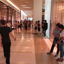 サヤーム パラゴン