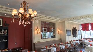 フレンチレストラン・ブノワ