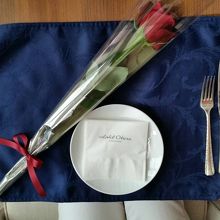 予約時に誕生日と言ったらバラの花が！