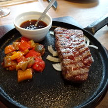 ステーキ150ｇです。