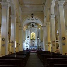 聖ドミニコ教会内の聖堂