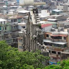 モンテの砦から見下ろす聖ポール天主堂跡