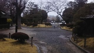 松本城の周りの公園です