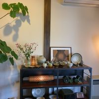 ロビーには、大分の小鹿田焼の販売もありました。