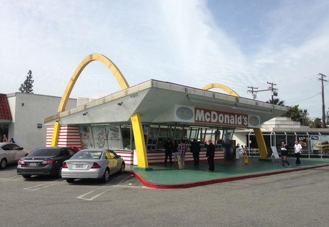 1954 カリフォルニア州ダウニー マクドナルド