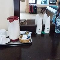 ｺｰﾋｰ、紅茶セットとお水