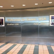 飛行機降りたらまず見れます