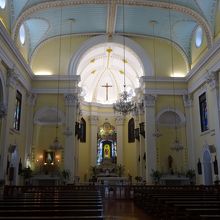 聖ローレンス教会の内部