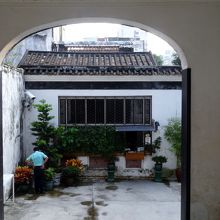 鄭家屋敷の入口