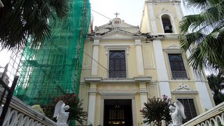 マカオの世界遺産の中で最も古い教会の一つ