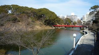 中央には和気橋も架かっています