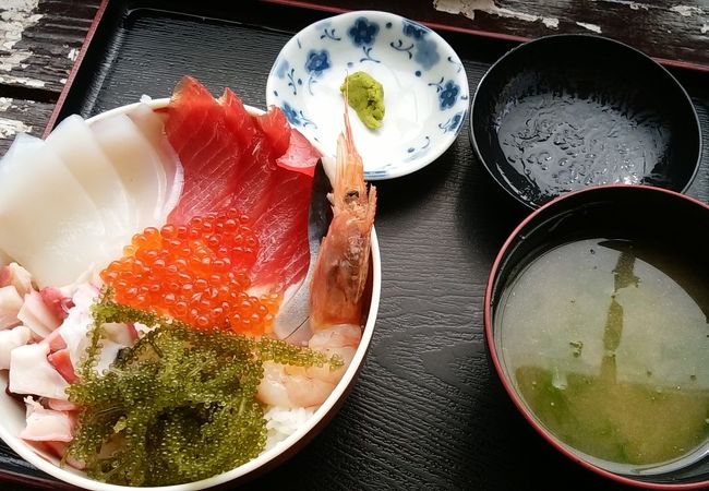 コスパの高い海鮮の食堂