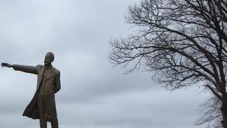 クラーク像がありお土産店の品数が豊富でした。