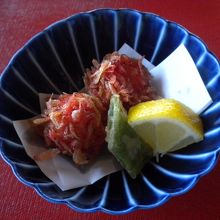 桜海老の真薯の揚物