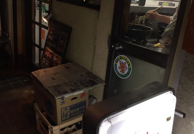 学生の胃袋を満たすリーズナブルな洋食屋さんです。