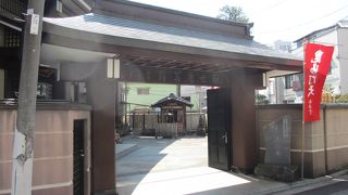 毘沙門天が祀られています