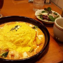 エビとブロッコリのクリームオムライス