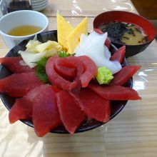 ダブルマグロ丼