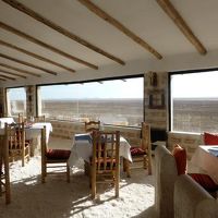 レストラン。一面ガラス張りで眺めが最高です。