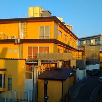 ５階建ての建物です