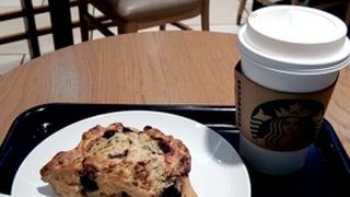 出発までの時間つぶしに