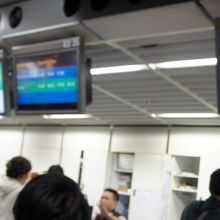 香港空港側のチケット売り場