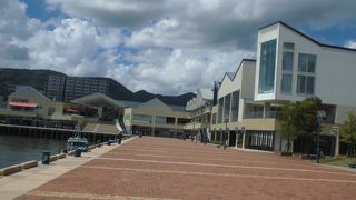 佐世保港に面してます