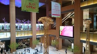 名古屋駅すぐのKITTE!!