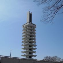 公園のシンボル　オリンピック記念塔