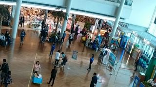 こぢんまりしているが機能的な空港