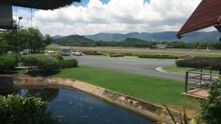 トロピカル空港