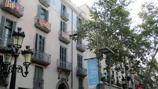 バルセロナのメインストリートです