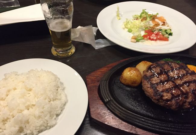 洋食のファミレス