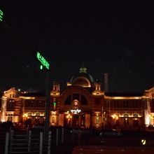 ライトアップがきれいです。