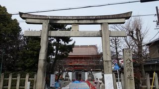 南楼門を出たところにあります